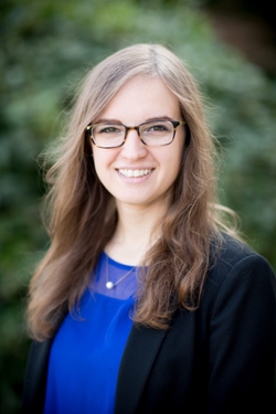 Audra Nakas Headshot